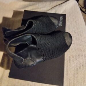 Kenneth Cole Black Woven Sandals